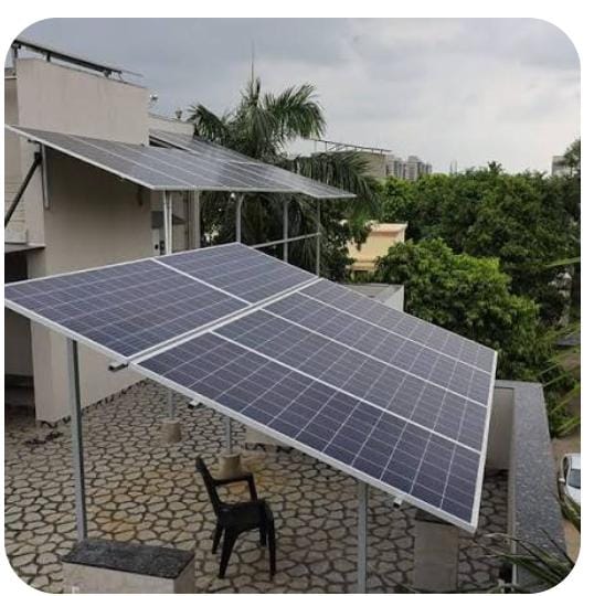 Elevated Rooftop Solar Array